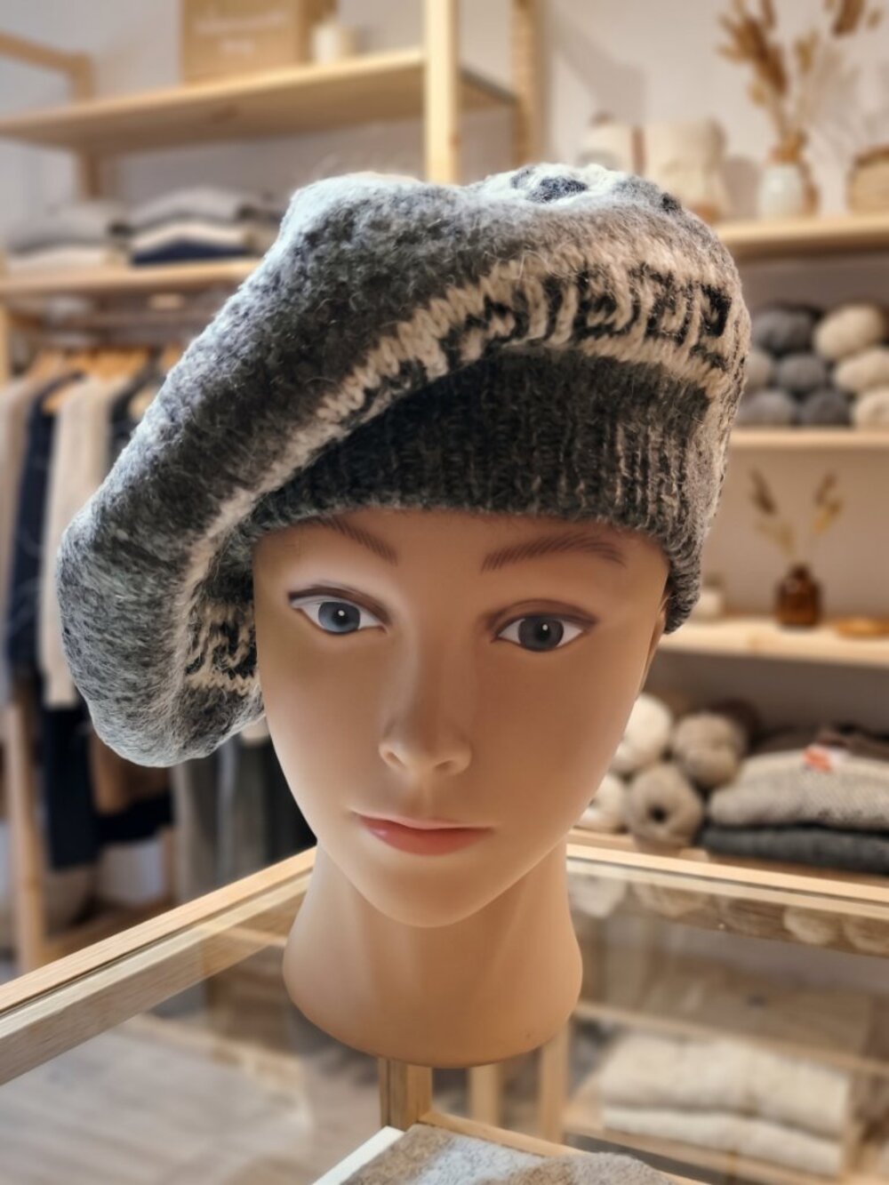 High-Quality, Warm, Unisex Knitted Wool Beret for Winter